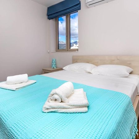 Timea Apartment Tivat Extérieur photo